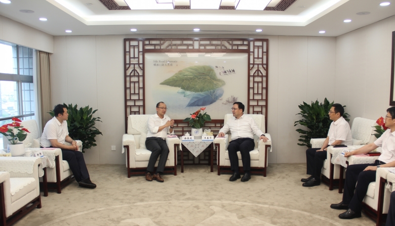 省贸促会领导会见德国海外商会联盟大中华区副总裁徐晶波