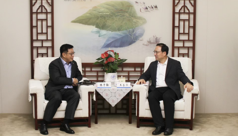 省贸促会领导会见新加坡驻沪总领事陈子勤